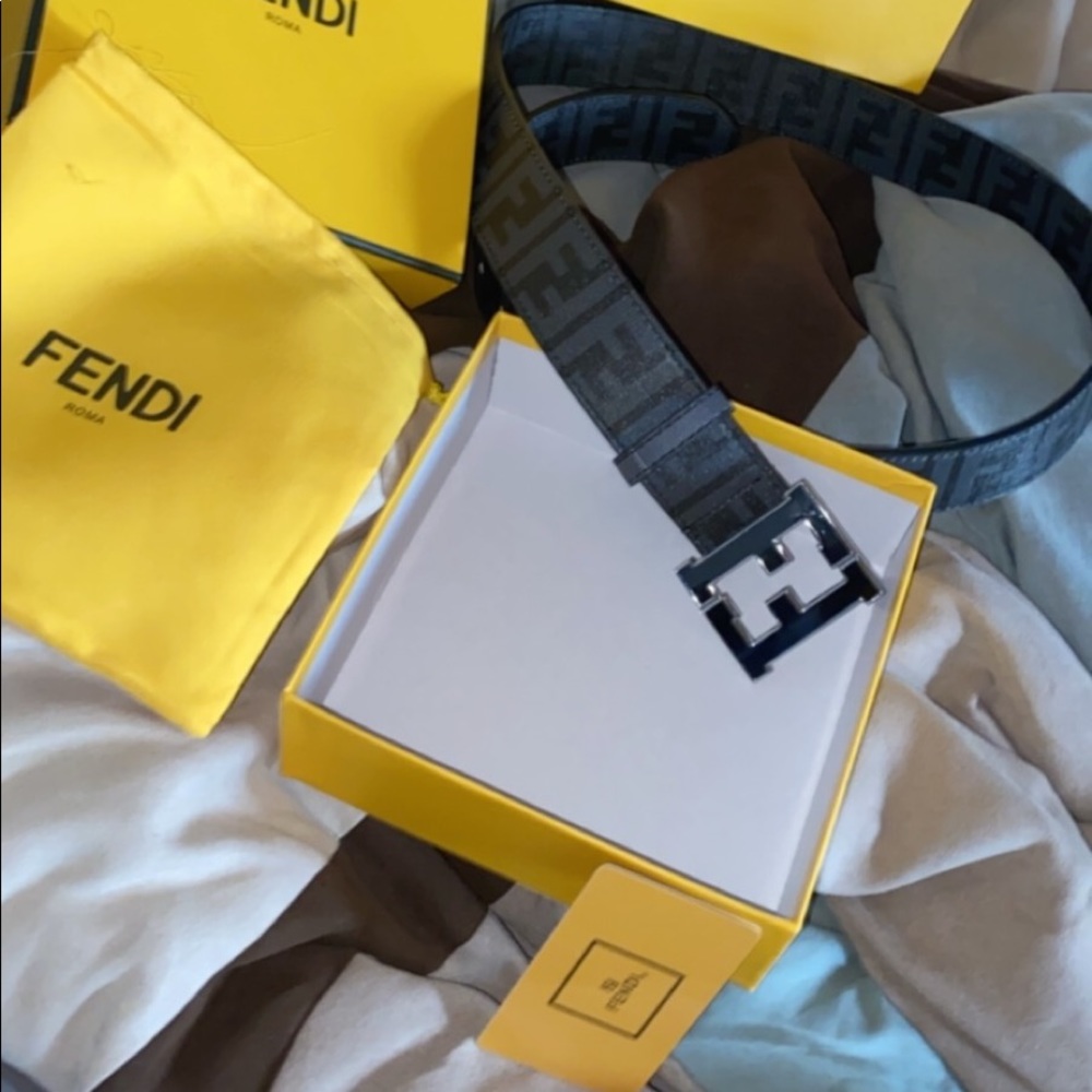 Fendi belt size: 50/125